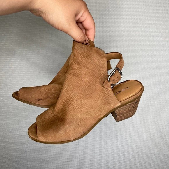 Lucky Brand |‎ Brown Leather Heels 9 Wedge Women’s - Picture 1 of 5